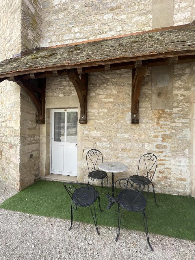 Chateau De La Berchere Nuits-Saint-Georges Bilik gambar