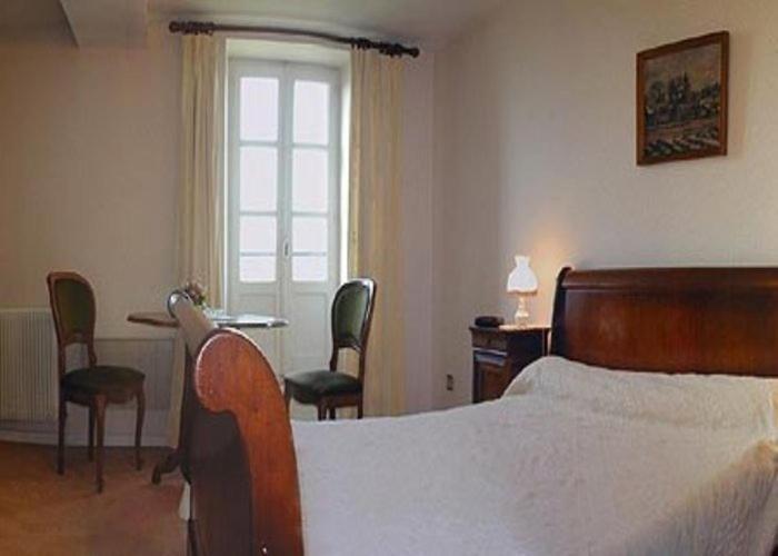 Chateau De La Berchere Nuits-Saint-Georges Bilik gambar